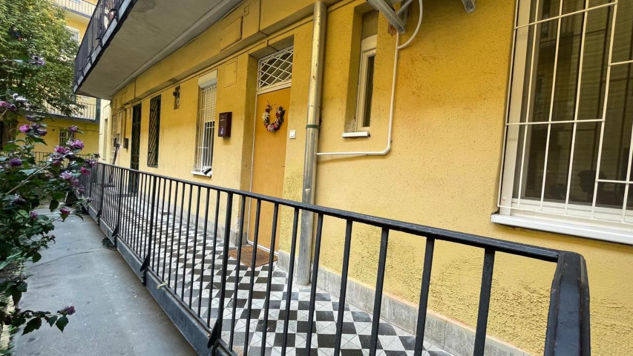 Buda Garden Apartment Boedapest Buitenkant foto